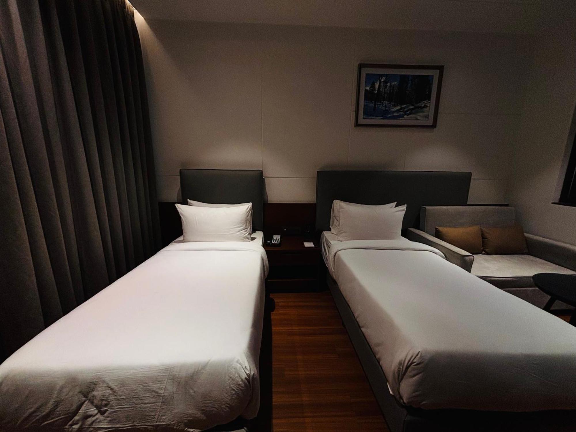 Pride Elite Haridwar Hotel Exterior photo